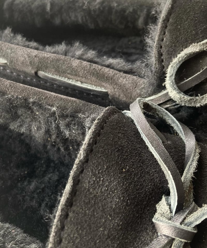 新品　MINNETONKAミネトンカ　ボアモカシン　ダコタ　グレー　シープスキン MINNETONKAミネトンカ ボアモカシン ダコタ グレー シープスキン