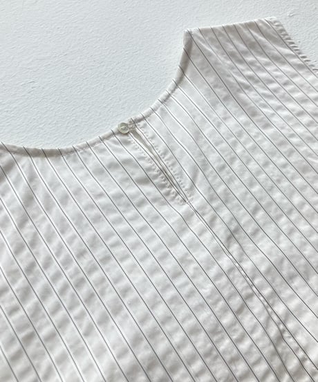 【SALE】<women> MICA&DEAL(マイカ＆ディール)アシンメトリータック ノースリーブブラウス(0124201105) ●送料無料●