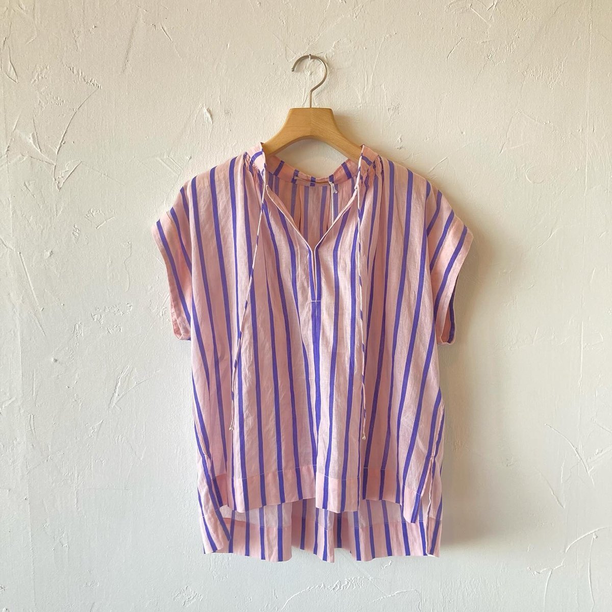 ヌキテパCottonVoil StripeFrench SleeveBlouse Cotton Voile Stripe French Sleeve Blouse | Pasand by ne