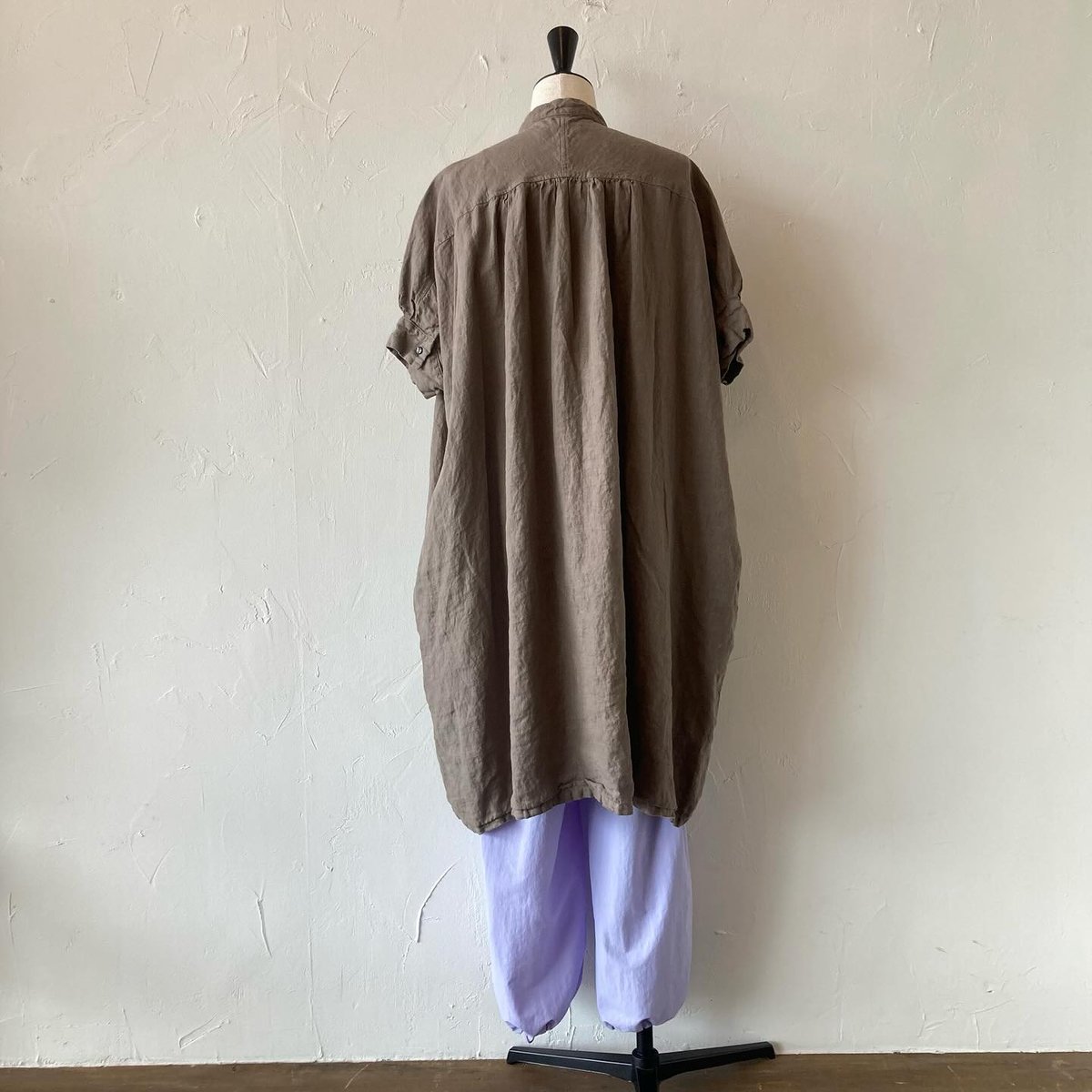 新品 Honnete ハーフスリーブ フリルカラー ワンピース です♡ imgrc0085191420.jpg