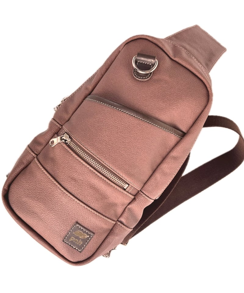 北斗ボディバッグ 【ピーナッツレザー®】（PVC） | Harito by NUIZAEMON