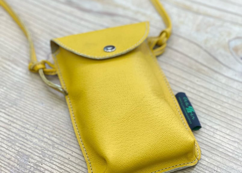 スマホポシェット（ミモザの模様） ゴブランスマホポシェット（ミモザグレー×黄） | 商品詳細