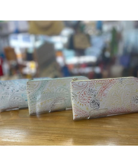 レインボーペイズリー柄L字長財布