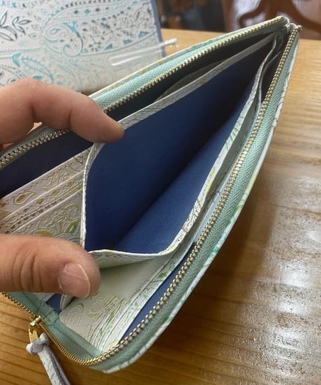 レインボーペイズリー柄L字長財布