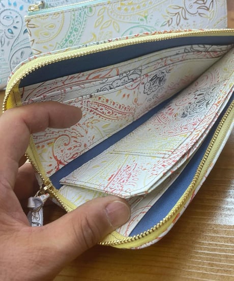 レインボーペイズリー柄L字長財布