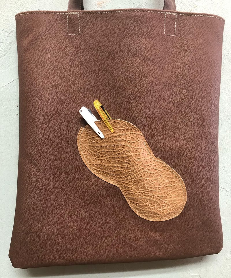 縦型トートバッグ 【ピーナッツレザー®】（PVC） | Harito by NUIZAEMON