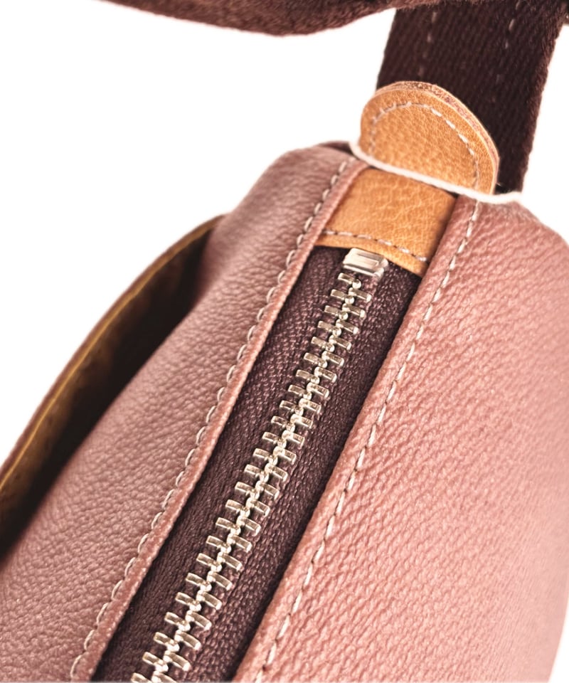 レゼール ショルダーバッグ 【ピーナッツレザー®】PVC | Harito by