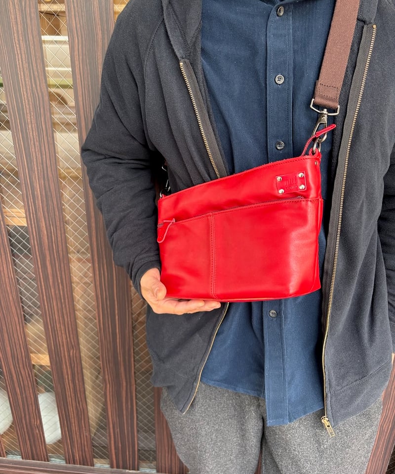 ひろ!新品未使用　牛革ショルダーニッキ　ぬいざえもん ニッキⅡ ショルダーバッグ | Harito by 柏レザー