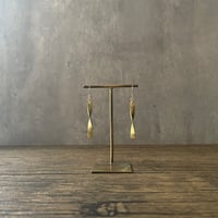 Brass middle twist   < ピアス / イヤリング >