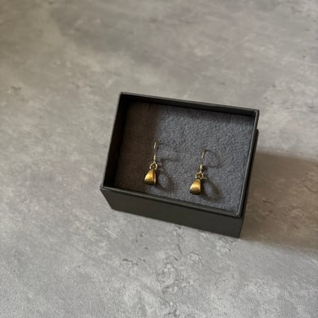 真鍮 KUU ピアス／イヤリング