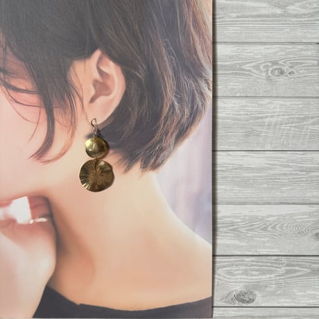 Sun & moon brass W <ピアス / イヤリング>