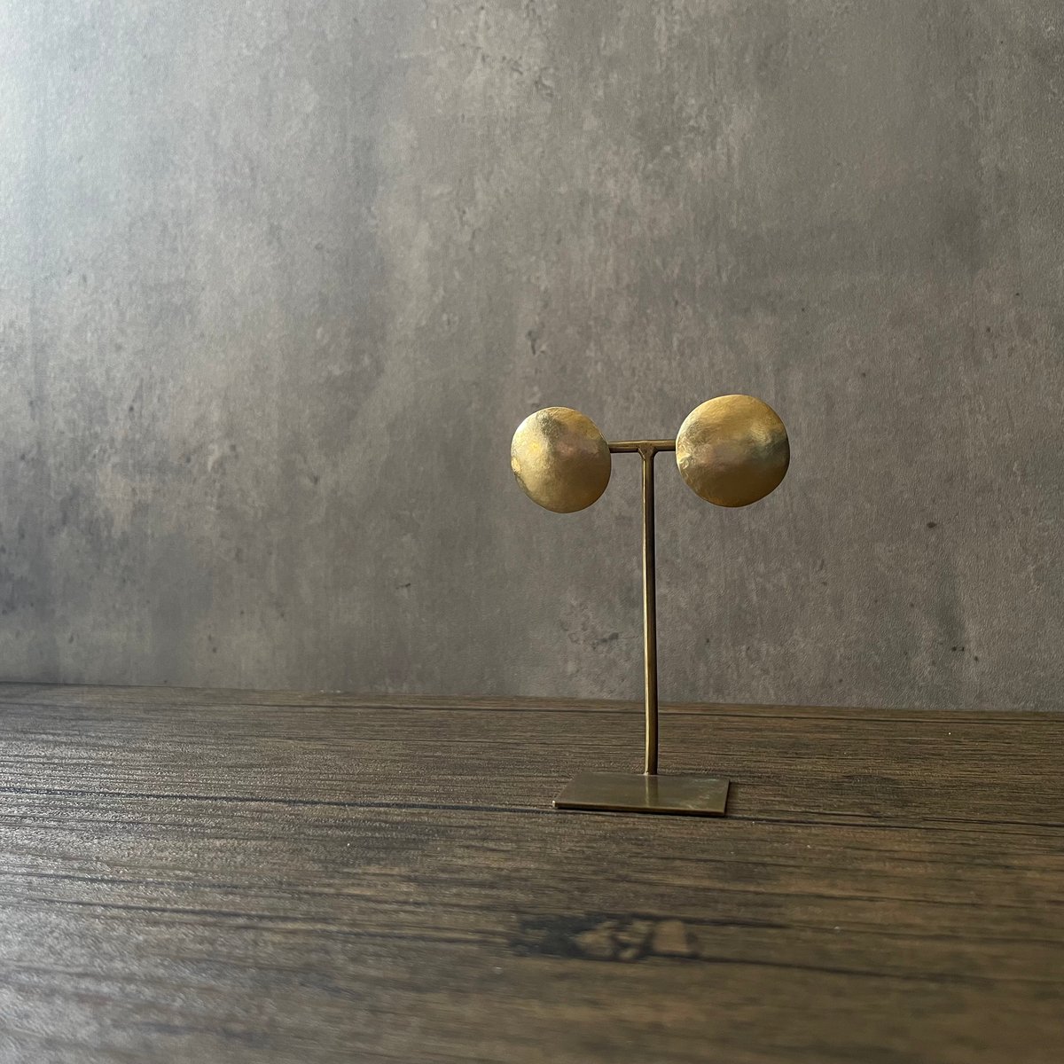 FULL Moon brass <ピアス / イヤリング> | IRONO Handwor