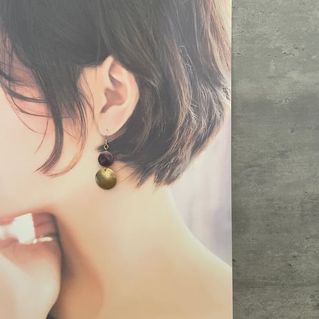 glass × circle brass   < ピアス / イヤリング >