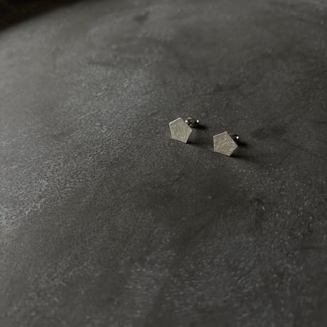 SILVER999 Pentagon mini ピアス／イヤリング