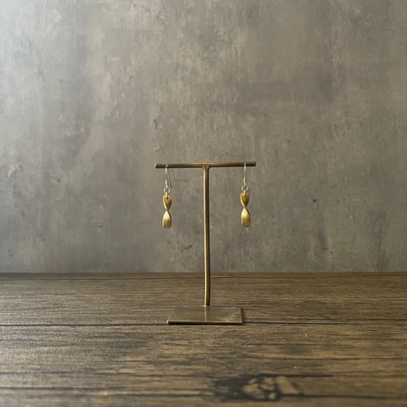 Brass twist mini  < ピアス / イヤリング >