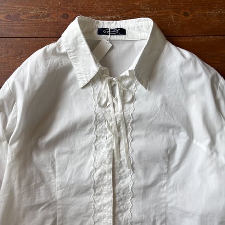 lace up shirt