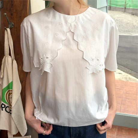 design collar s/s  blouse