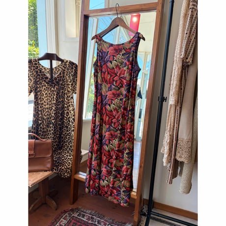 floral sleeve less dress