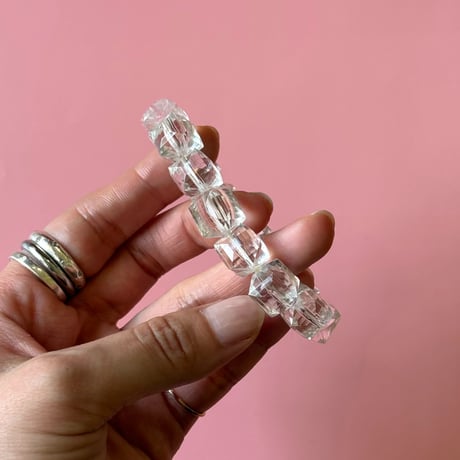 clear beads stretch bracelet