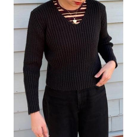 made in Italy v neck knit