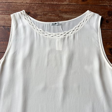 see-through silk sleeve less tops