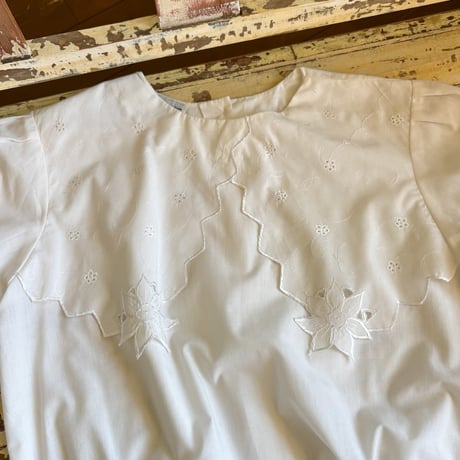design collar s/s  blouse