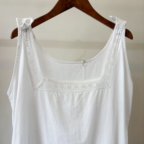 sleeveless cotton dress