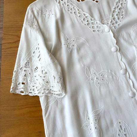 cutwork lace s/s shirt