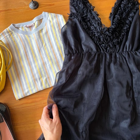 stripe sleeveless tops