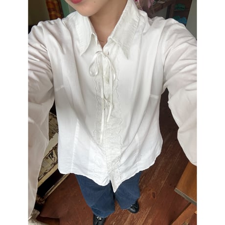 lace up shirt