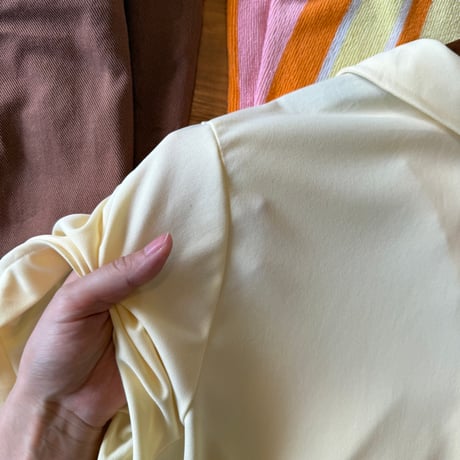 lemon yellow s/s tops