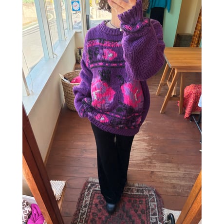 flower pattern purple sweaterc