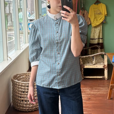 puff sleeve blouse