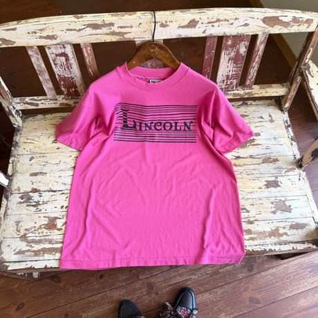 logo tee