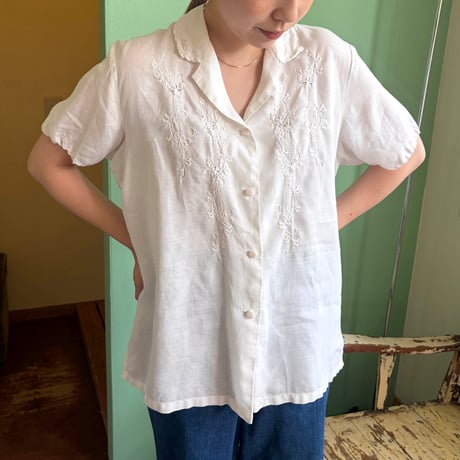 embroidery  design s/s shirt
