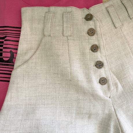 linen shorts