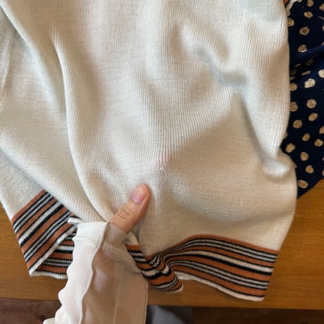 design knit tops ⚪️