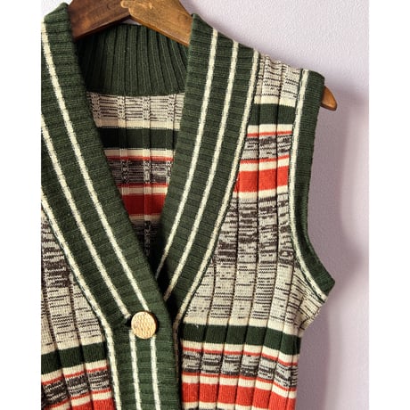 design knit vest