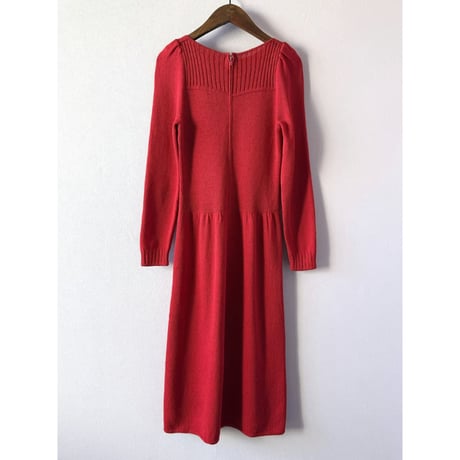 red knit dress