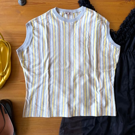stripe sleeveless tops