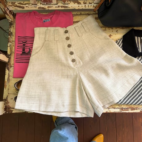 linen shorts