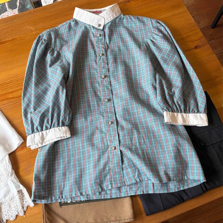 puff sleeve blouse