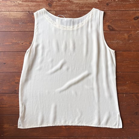 see-through silk sleeve less tops