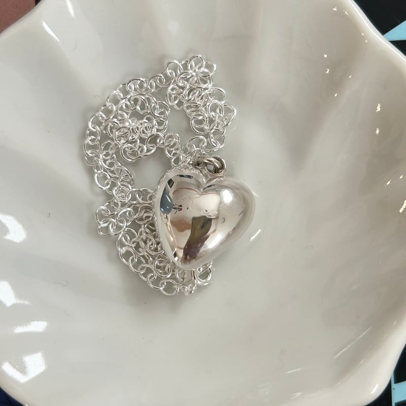 Bent Heart pendant necklace | Bent