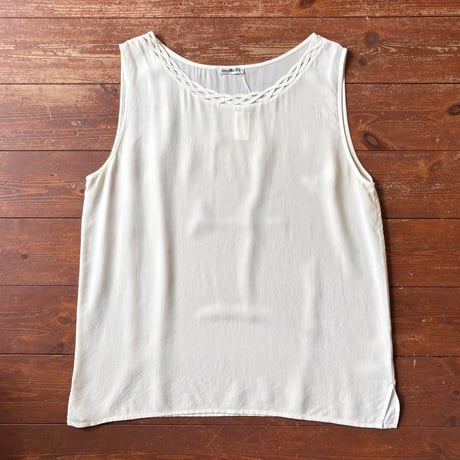 see-through silk sleeve less tops