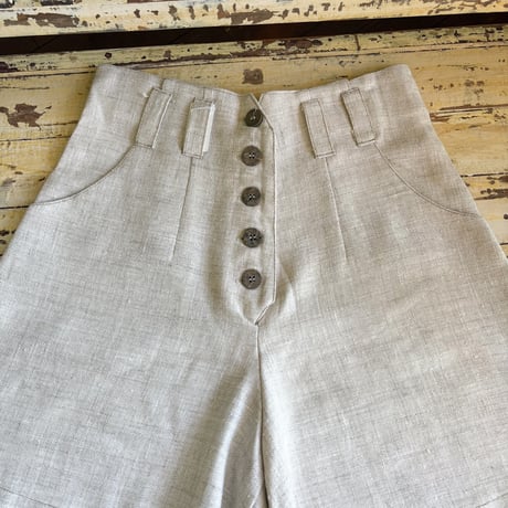 linen shorts