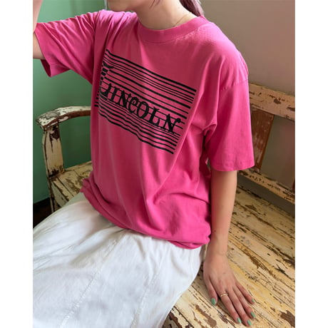 logo tee