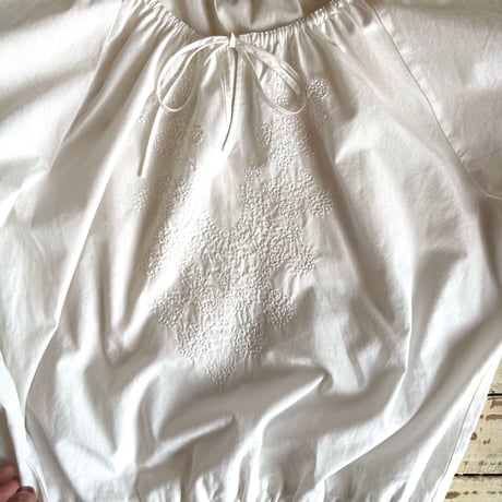 waist gather blouse