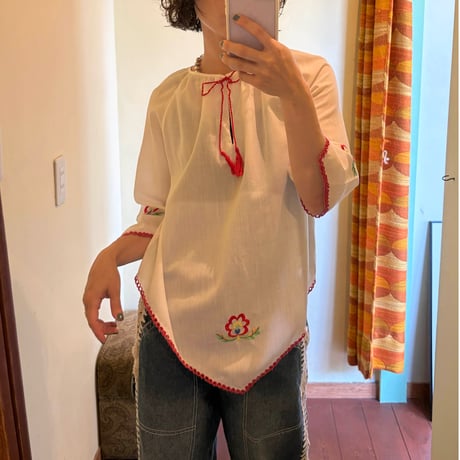 made in Hungary triangle hem embroidery tunic
