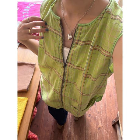 zip up check tops